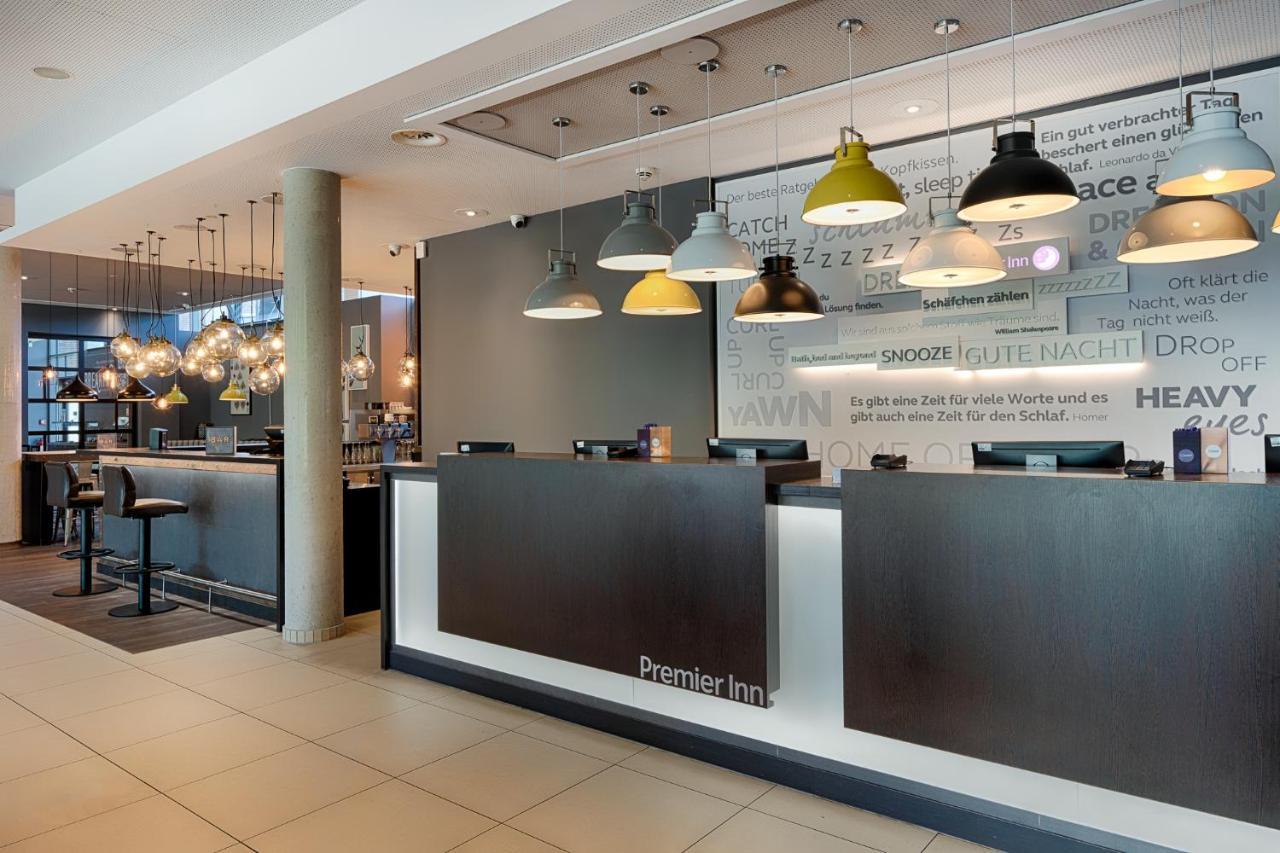 Premier Inn Hannover City University Exterior foto