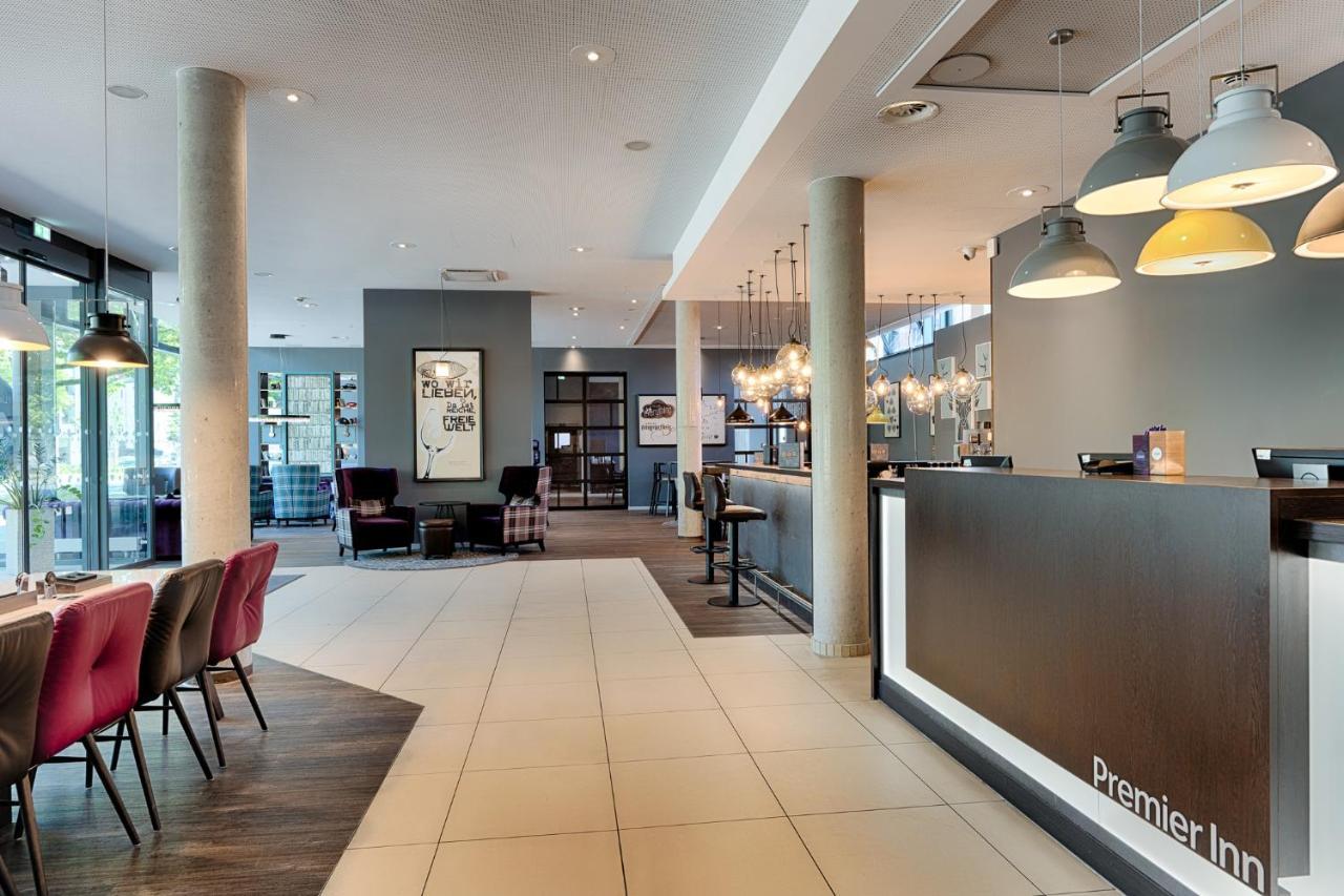 Premier Inn Hannover City University Exterior foto